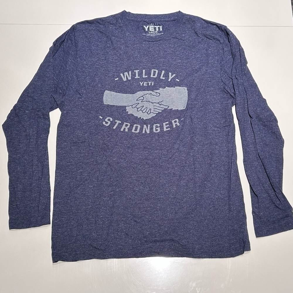 YETI brand Men’s L Long Sleeve Shirt, Heather Blue, like new